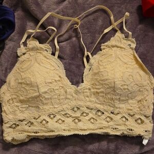 Anemone Lace Bralette in Soft Yellow